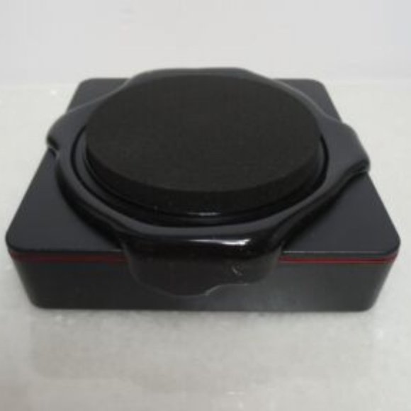 Kat Von D Lock-It Powder Foundation Refillable compact shade Rich Deep 225 NWT! - Picture 9 of 14